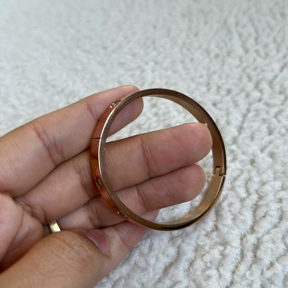 Stainless Steel RoseGold Love Bracelet with Crystals - Picture 6 of 9